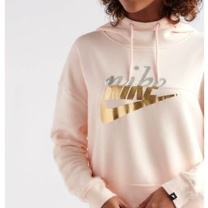 🆕️ NWT NIKE METALLIC Clash Rally Crop Hoodie